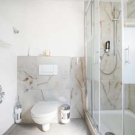 Bella Italia ホテル 3*