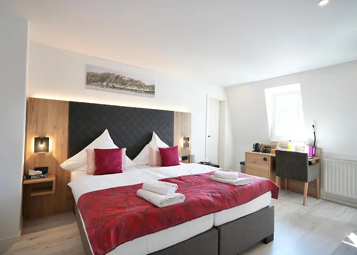 호텔 Bella Italia 니데르펠